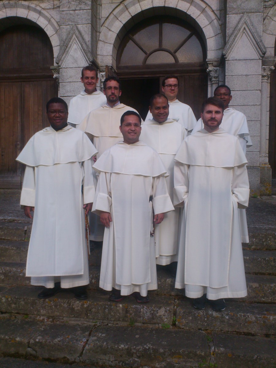 Peregrinación estudiantes dominicos a Francia