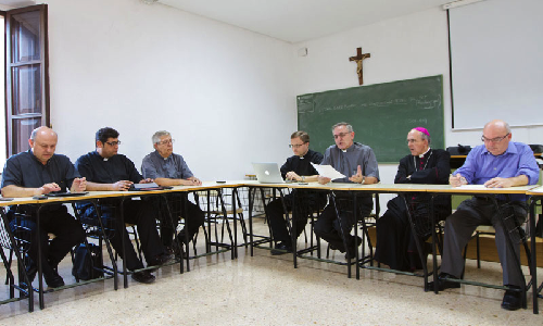 El Arzobispo participa en el claustro de profesore