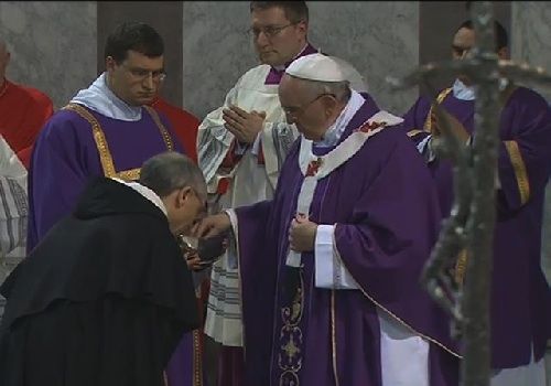 Miércoles de Ceniza: el Papa celebra en Santa Sabi